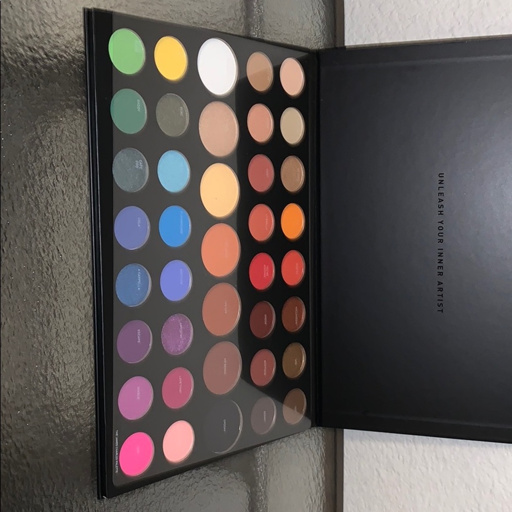James Charles x morphe palette